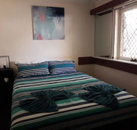 Townsend Lodge - Holiday Sunshine Coast