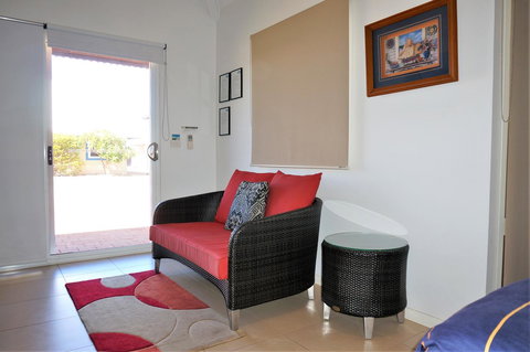 Osprey Holiday Village Unit 203 1 Bedroom - Holiday Sunshine Coast 6
