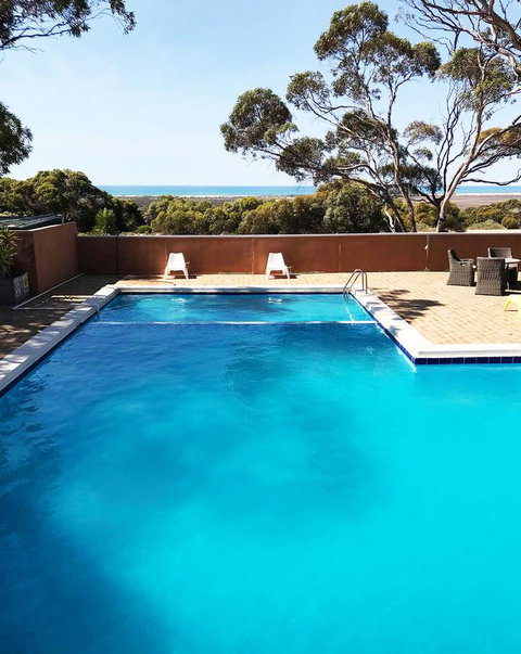 EUCLA MOTOR HOTEL - Sunshine Coast Tourism 37