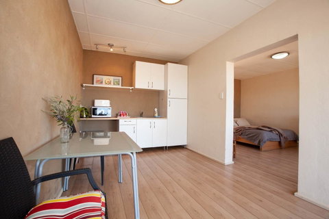 EUCLA MOTOR HOTEL - Sunshine Coast Tourism 14
