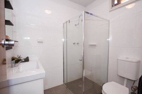 EUCLA MOTOR HOTEL - Sunshine Coast Tourism 22