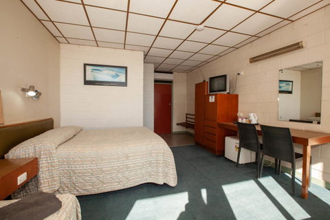 EUCLA MOTOR HOTEL - Sunshine Coast Tourism 19