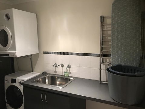 THE SANCTUARY LUXURY HOLIDAY HOME - Sunshine Coast Tourism 29