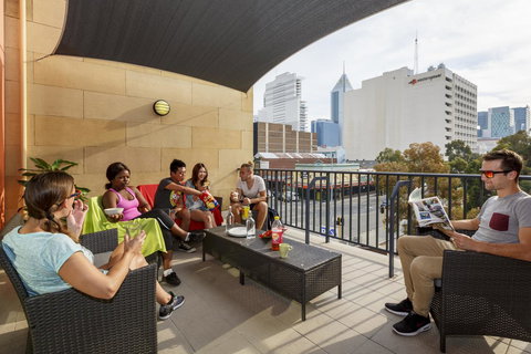 Perth City YHA - Sunshine Coast Tourism 29