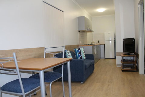 Mandurah Ocean Marina Chalets - Sunshine Coast Tourism 6