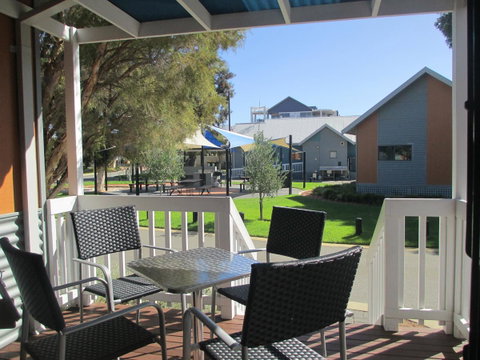 Mandurah Ocean Marina Chalets - Sunshine Coast Tourism 40