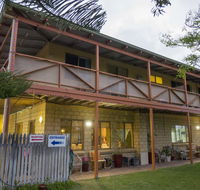 Lancelin Lodge - Holiday Sunshine Coast