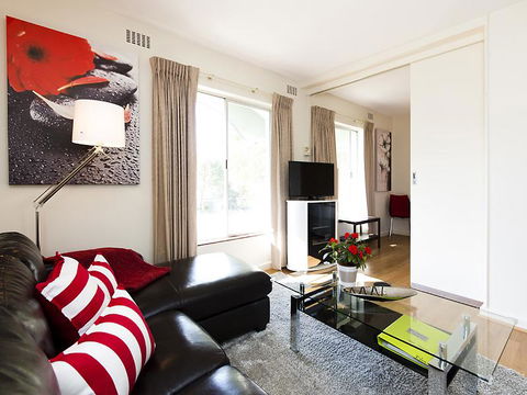 Style In Subiaco - Sunshine Coast Tourism 9