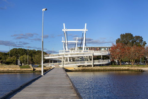 Como Executive Apartment - Sunshine Coast Tourism 25