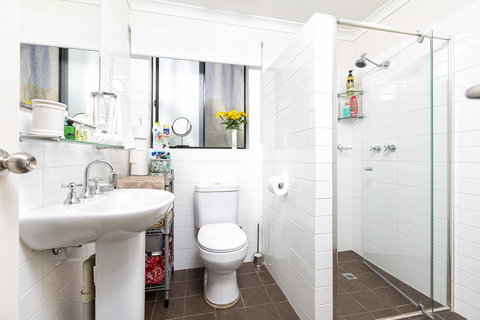 Como Executive Apartment - Sunshine Coast Tourism 15