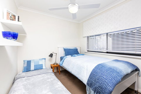 Como Executive Apartment - Sunshine Coast Tourism 13