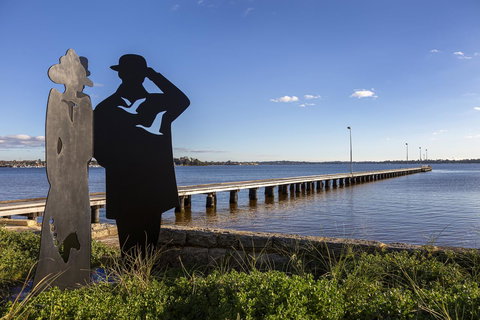 Como Executive Apartment - Sunshine Coast Tourism 24