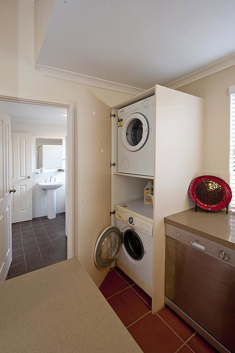 Como Executive Apartment - Sunshine Coast Tourism 14