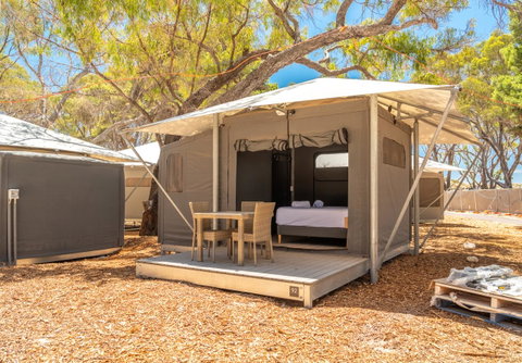 Discovery Resorts - Rottnest Island - Sunshine Coast Tourism 16