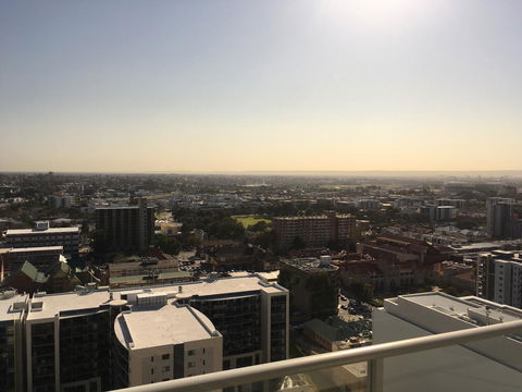 Astra Apartments Perth CBD - Holiday Sunshine Coast 20