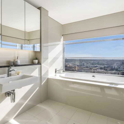 Astra Apartments Perth CBD - Holiday Sunshine Coast 4