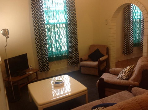 Clifton Motel & Grittleton Lodge - Sunshine Coast Tourism 36