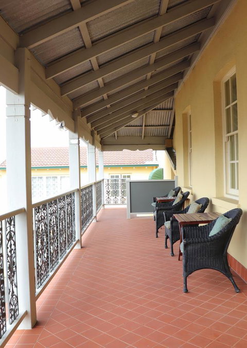 Clifton Motel & Grittleton Lodge - Sunshine Coast Tourism 8