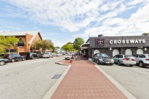 Heart Of Subiaco - Holiday Sunshine Coast 0