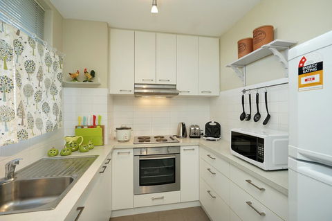 Freo Apartment - Holiday Sunshine Coast 2