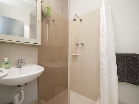 Garden Studio - Holiday Sunshine Coast 5