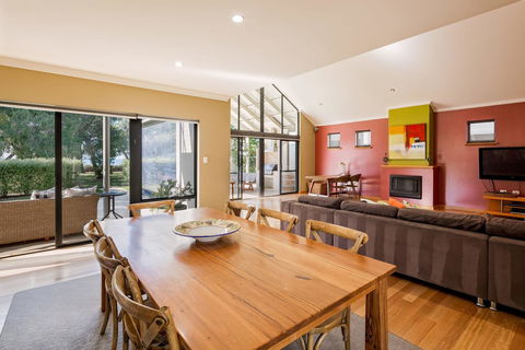 Geographe Cove Resort - Sunshine Coast Tourism 7