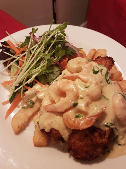 Junction Hotel Moora - Holiday Sunshine Coast 10