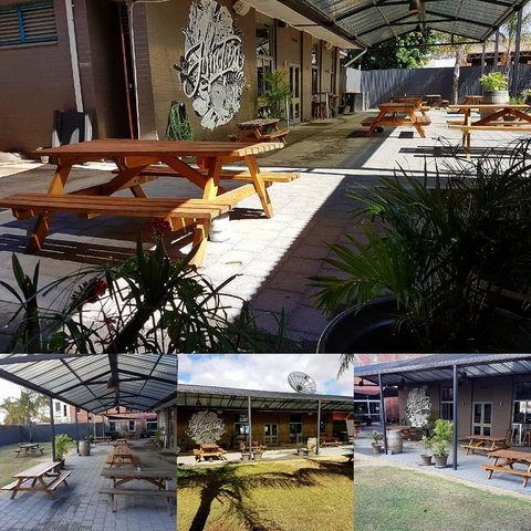 Junction Hotel Moora - Holiday Sunshine Coast 26
