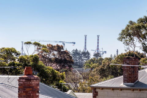 100 On South Callan Apartments - Holiday Sunshine Coast 19