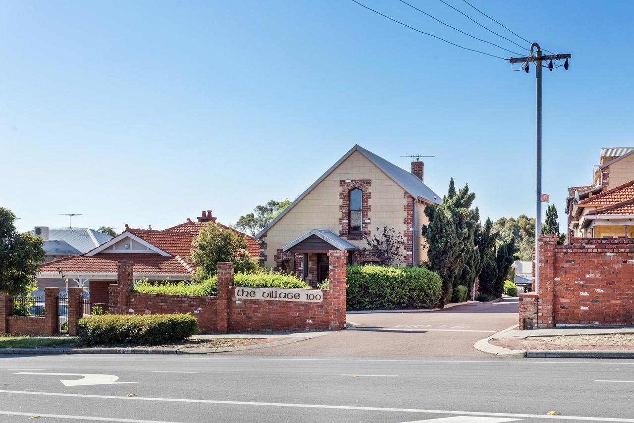 Beaconsfield WA Holiday Sunshine Coast