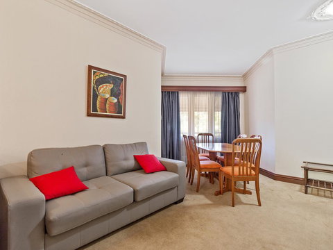 Heritage Country Motel - Sunshine Coast Tourism 14