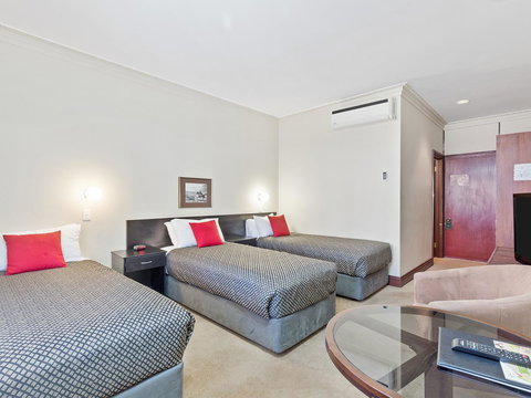 Heritage Country Motel - Sunshine Coast Tourism 11