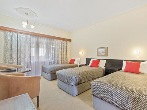Heritage Country Motel - Sunshine Coast Tourism 19