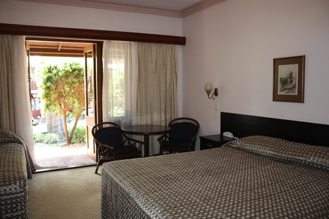 Heritage Country Motel - Sunshine Coast Tourism 31