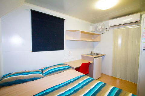 Meekatharra Accommodation Centre - Sunshine Coast Tourism 1