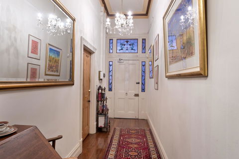 Annie's Victorian Terrace Accommodation Fremantle - Holiday Sunshine Coast 10