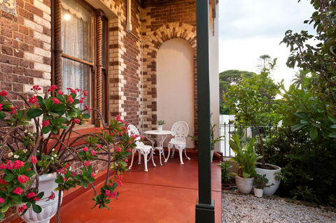 Annie's Victorian Terrace Accommodation Fremantle - Holiday Sunshine Coast 25