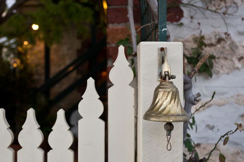 Annie's Victorian Terrace Accommodation Fremantle - Holiday Sunshine Coast 9