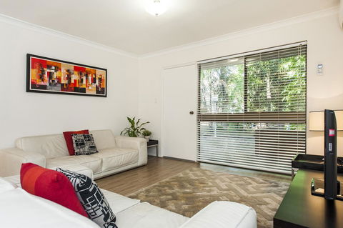Forrest St - Sunshine Coast Tourism 3