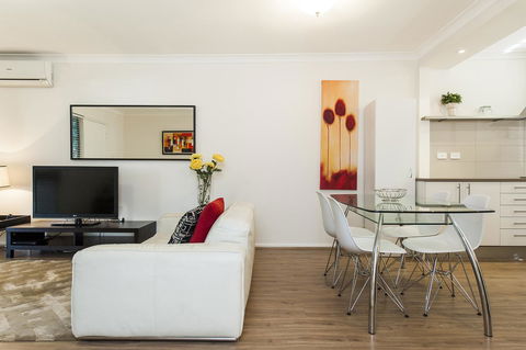 Forrest St - Sunshine Coast Tourism 5