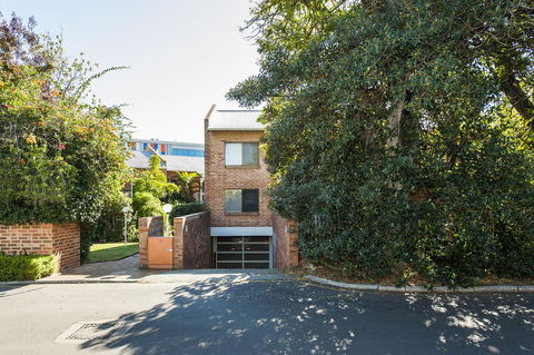 Forrest St - Sunshine Coast Tourism 19