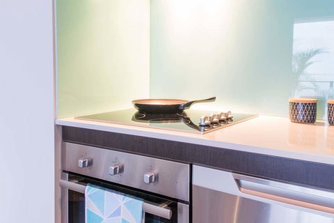 Onslow Beach Resort - Sunshine Coast Tourism 14