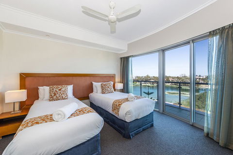 A 406 FANTASTIC OCEAN BEACH And MARINA VIEW APT - MANDURAH - Holiday Sunshine Coast 17