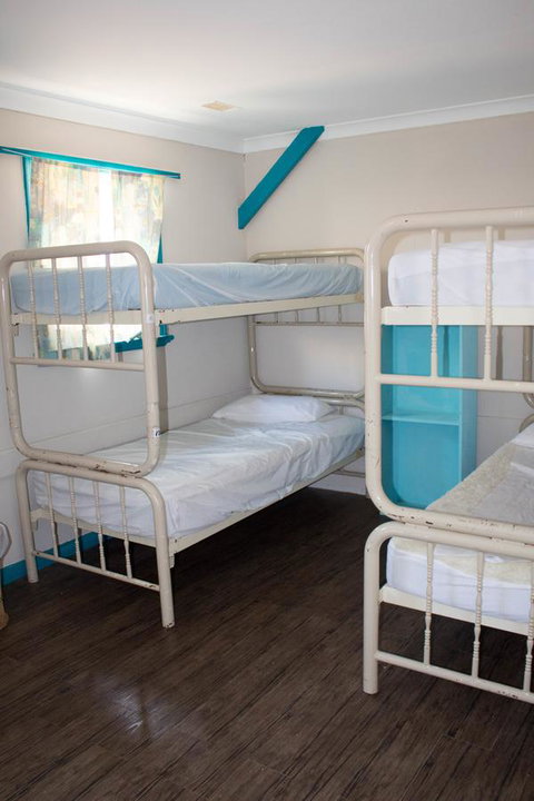 Esperance YHA - Sunshine Coast Tourism 7