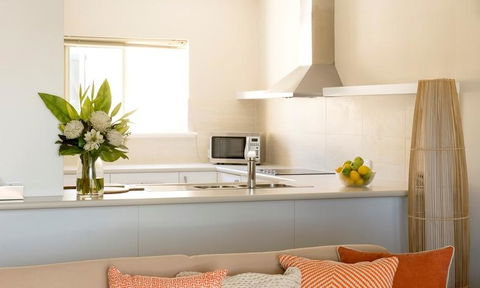 The Marina Hotel - Mindarie - Sunshine Coast Tourism 19