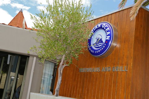 The Marina Hotel - Mindarie - Sunshine Coast Tourism 17