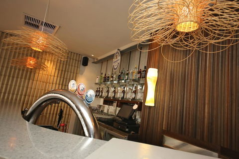 The Marina Hotel - Mindarie - Sunshine Coast Tourism 10