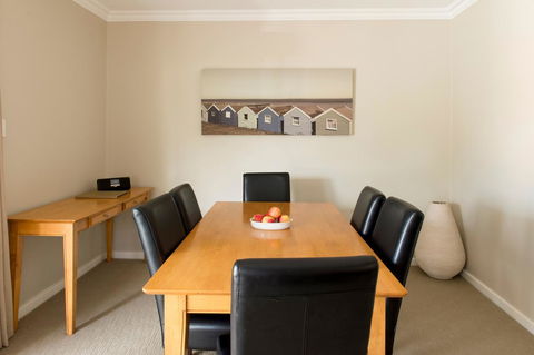 The Marina Hotel - Mindarie - Sunshine Coast Tourism 25