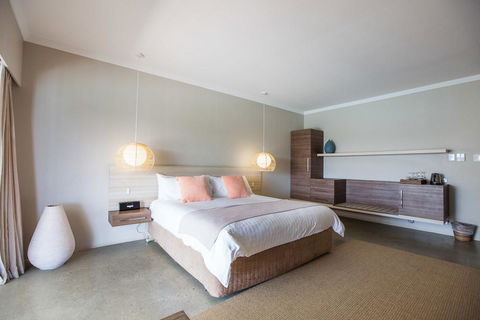 The Marina Hotel - Mindarie - Sunshine Coast Tourism 6