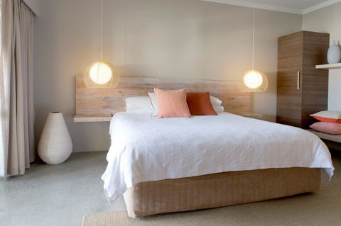 The Marina Hotel - Mindarie - Sunshine Coast Tourism 20